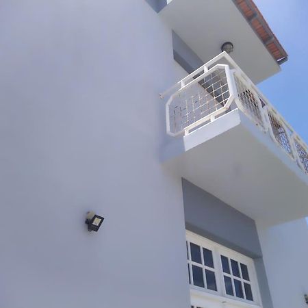 Vivenda Com Patio, No Coracao Do Mindelo Villa Exterior foto