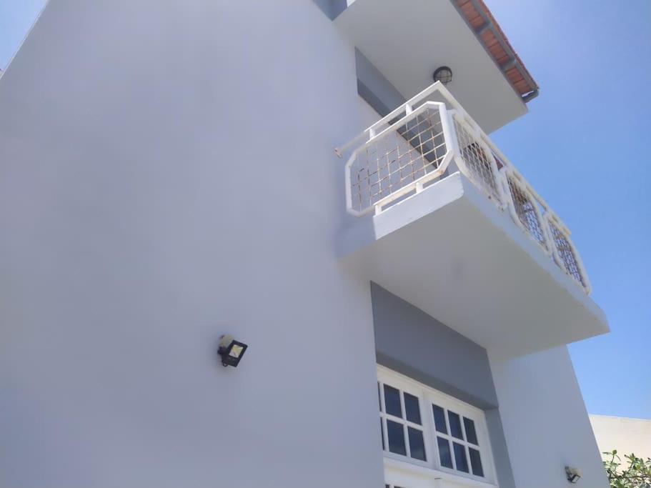 Vivenda Com Patio, No Coracao Do Mindelo Villa Exterior foto